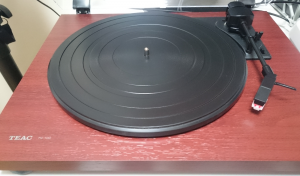 レコードプレイヤー